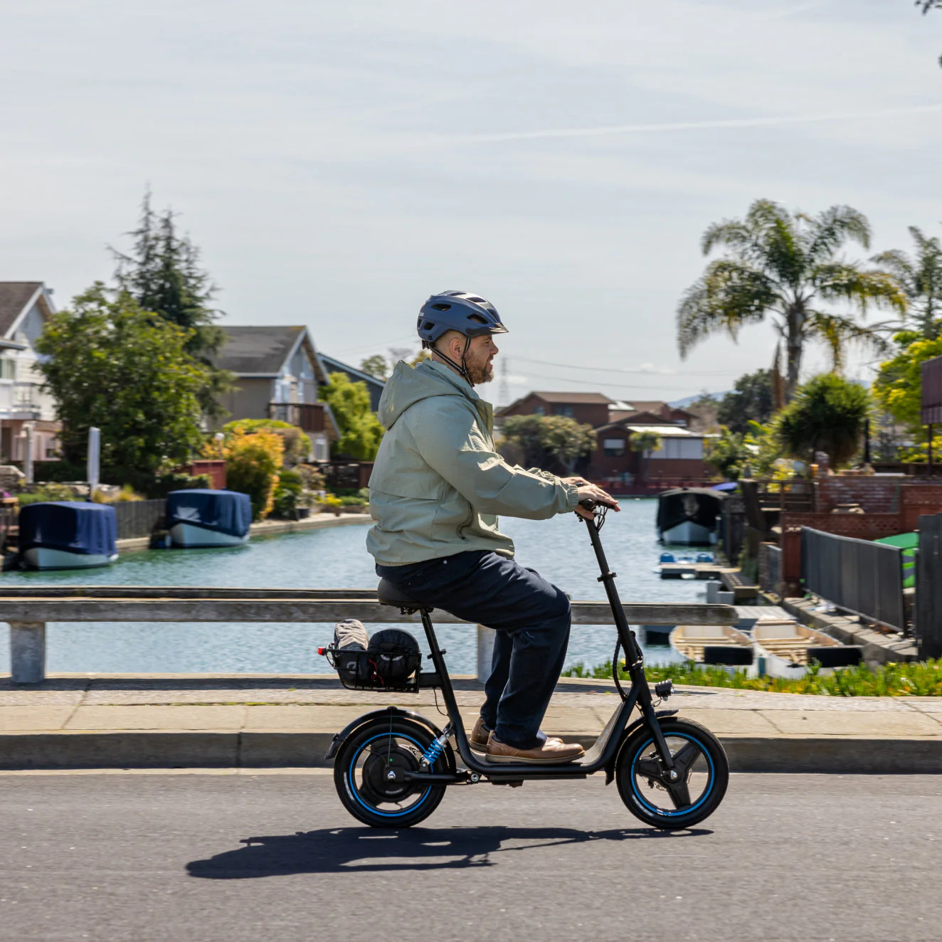 Gyroor C1Plus 1000W Electric Scooter with Dual Baskets for Pets & Cargo - Image 4